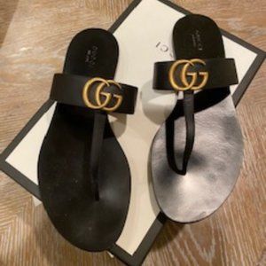 GG Marmont leather Thong Sandal